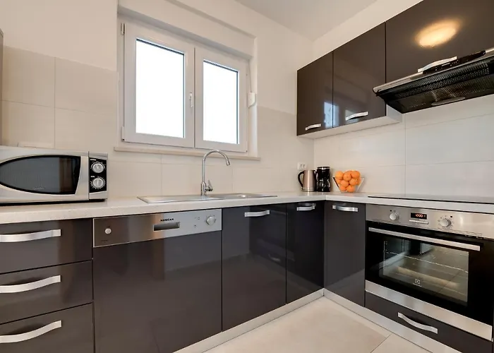 Cera 4* Pula
